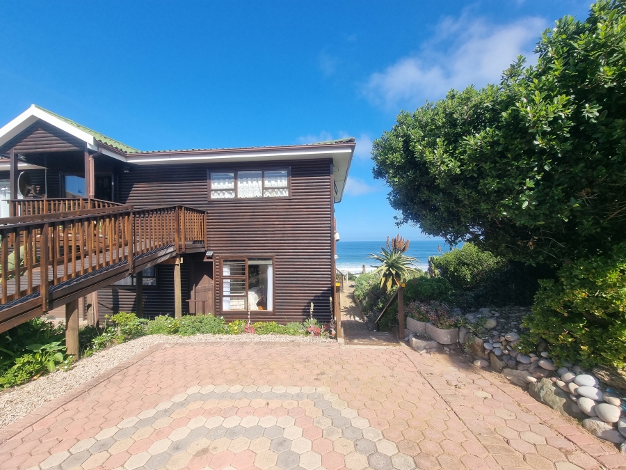4 Bedroom Property for Sale in Dana Bay Western Cape